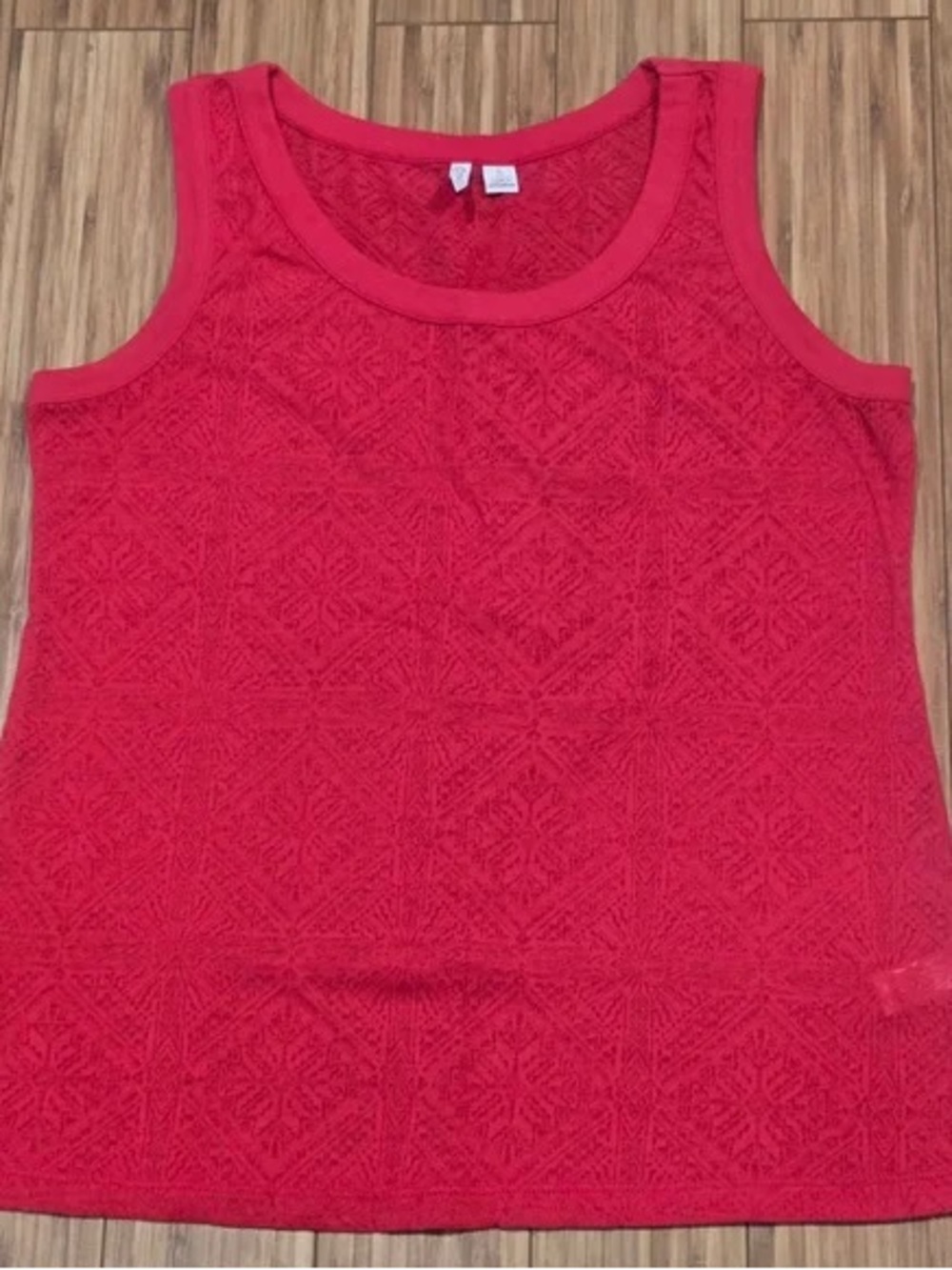 Women's Red Lace-Texture Tank Top